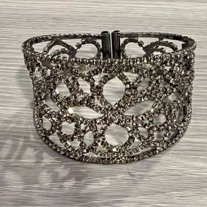 $2 SALE 
Vera Wang Fashion Cuff Bracelet